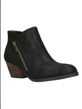 Bella vita Bobbi bootie zip boots black new 6.5 w